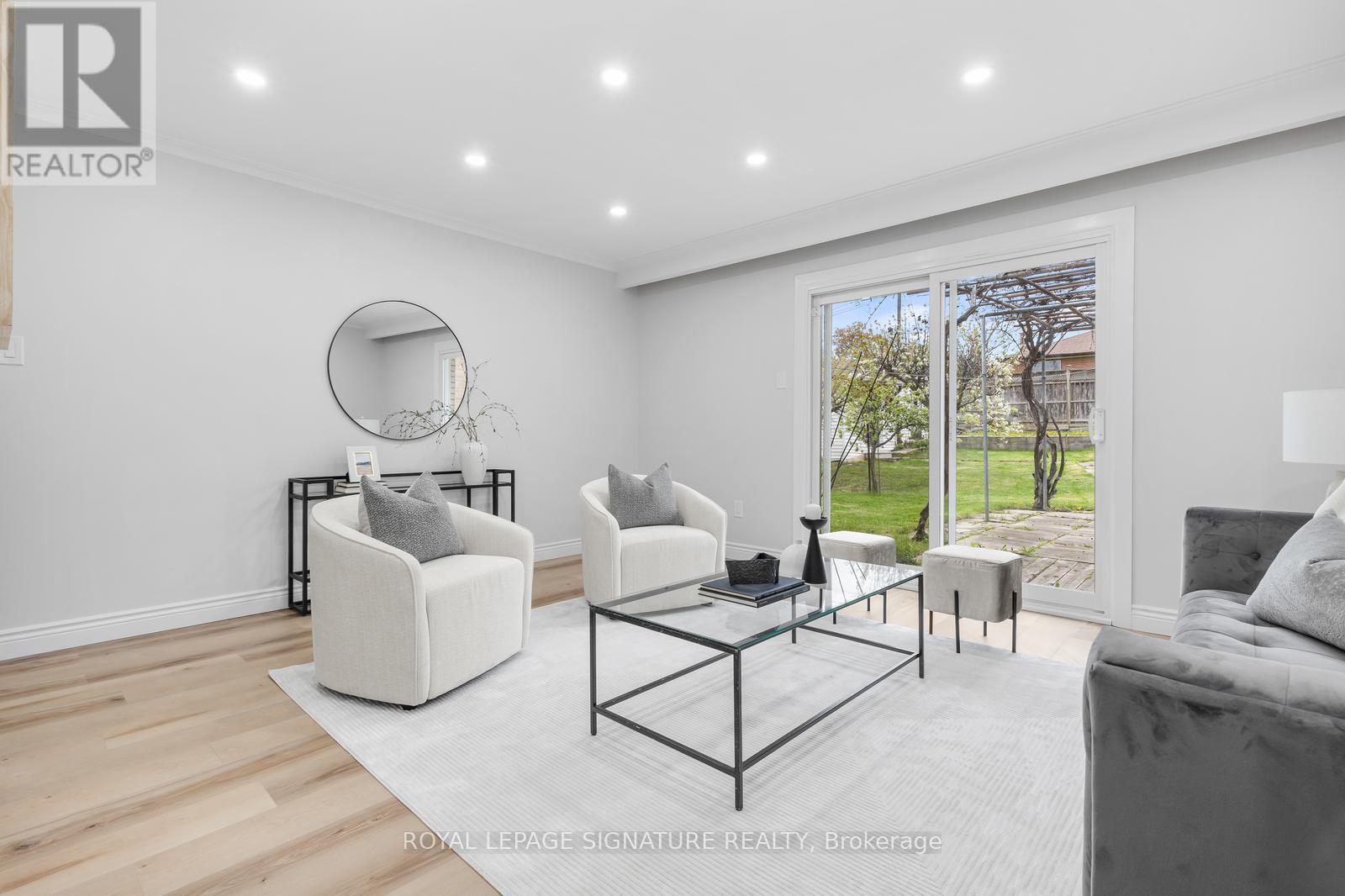 17 NORFIELD CRESCENT - 7