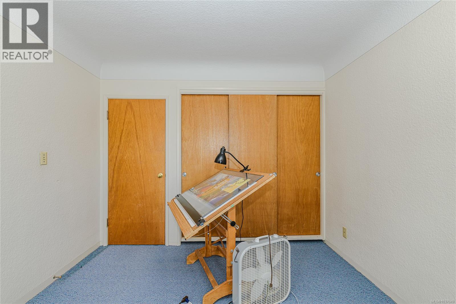  3785 Raymond Street South, Saanich