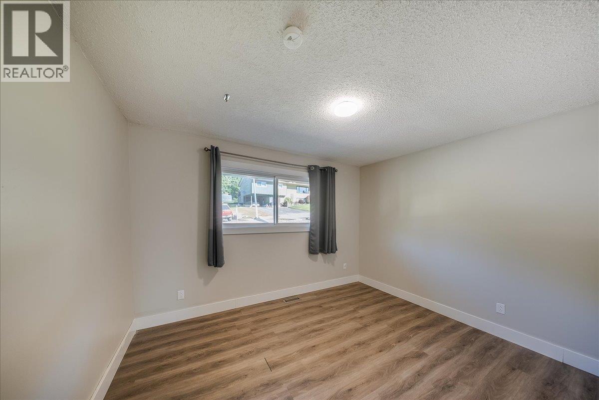 909 7TH Street - 17
