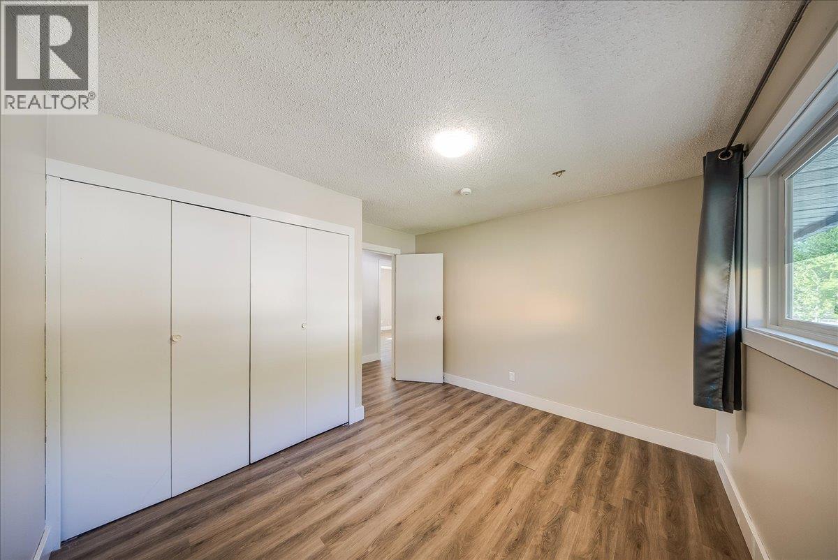 909 7TH Street - 18