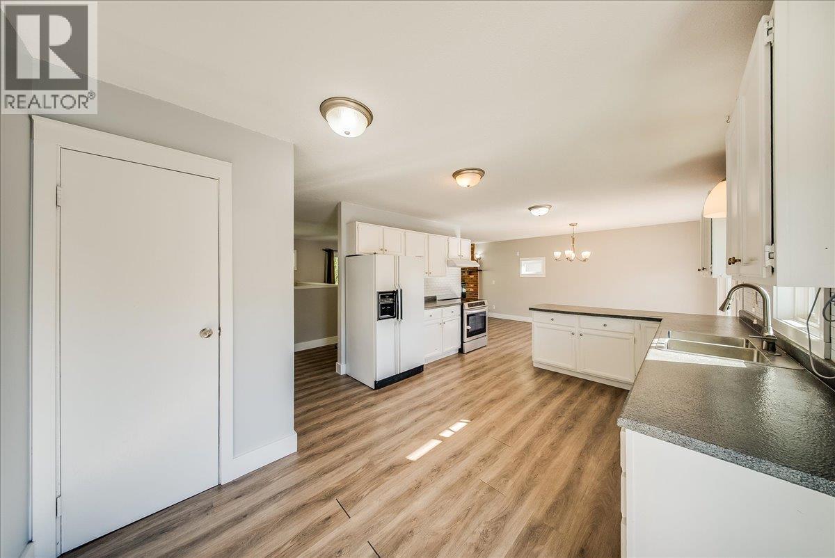 909 7TH Street - Image 3