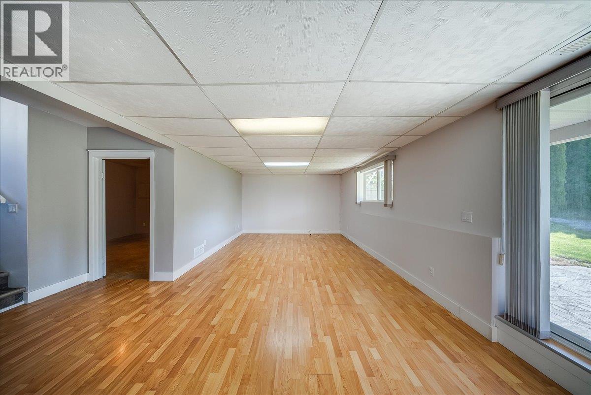 909 7TH Street - 31