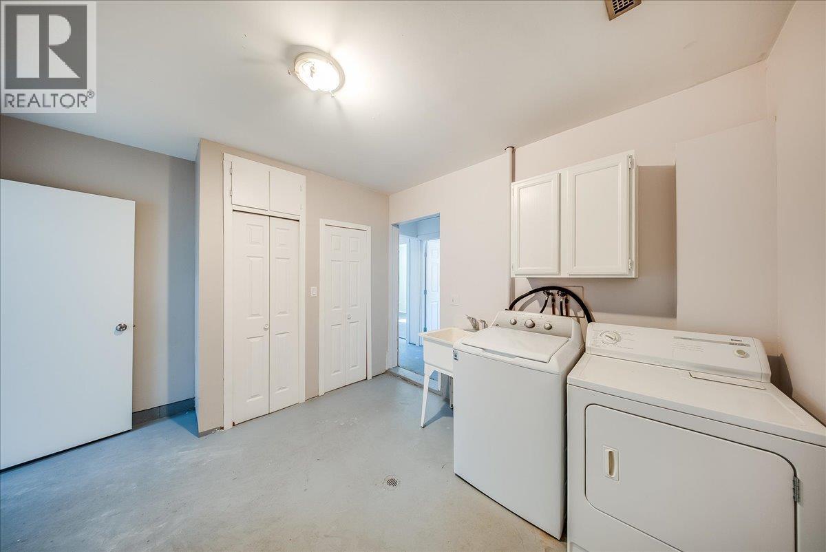 909 7TH Street - 34