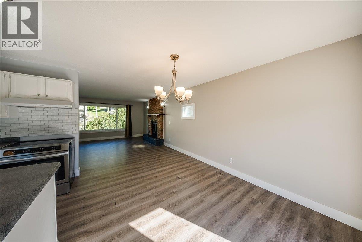 909 7TH Street - 9