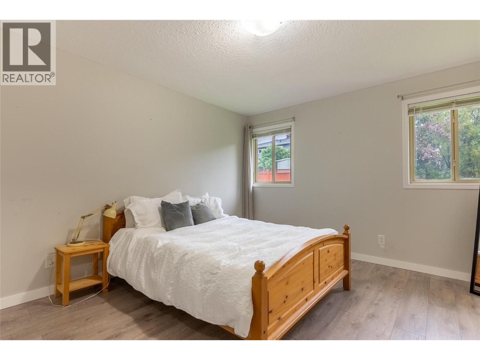 1776 HILLSIDE Drive - 16