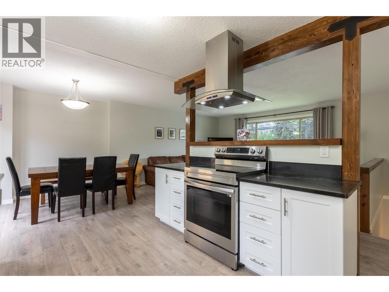 1776 HILLSIDE Drive - 9