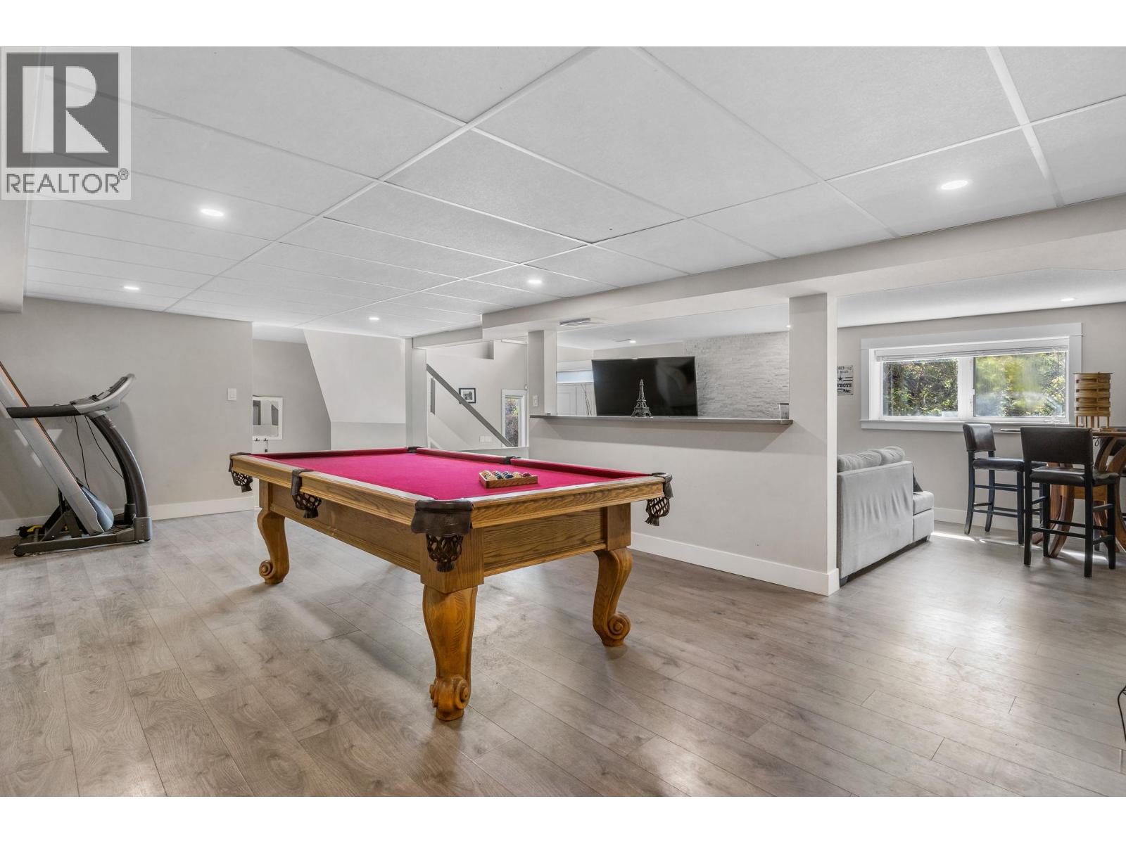 607 Clifton Road S - 27