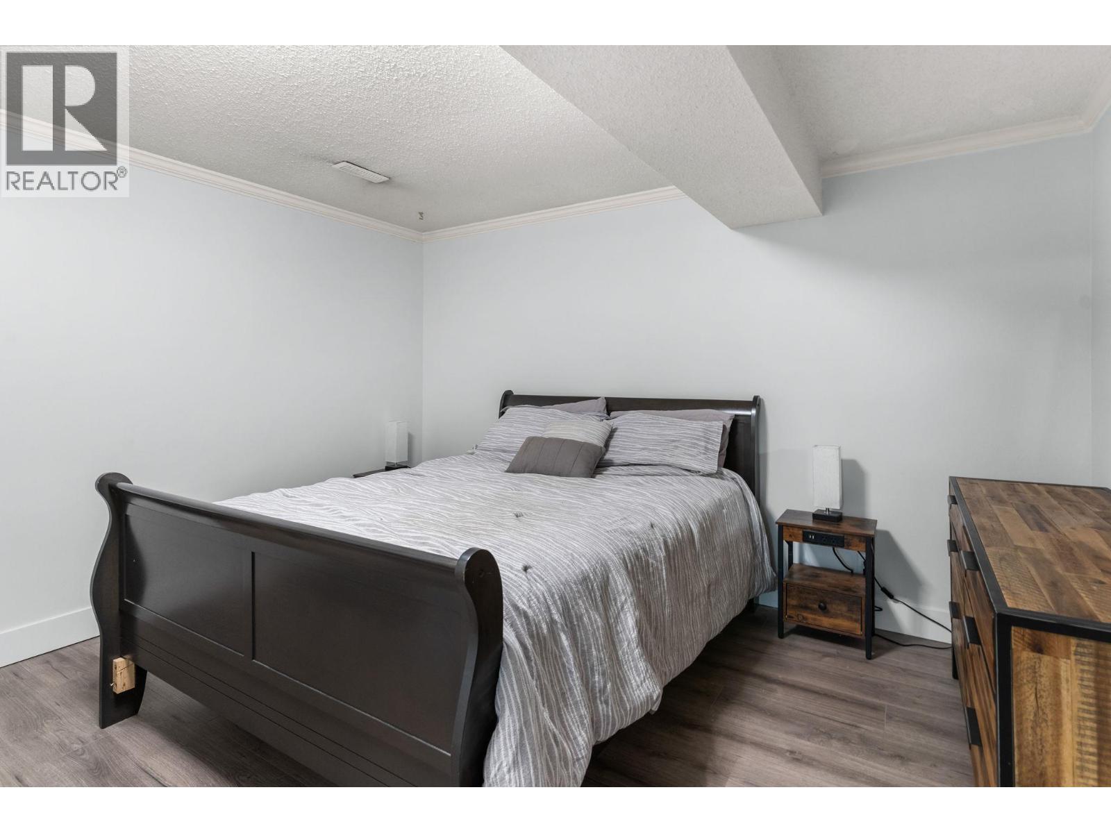  607 Clifton Road South, Kelowna