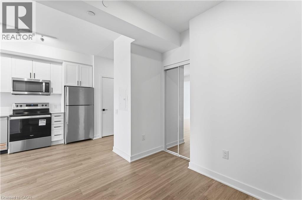 #1402 2782 BARTON Street E - 8