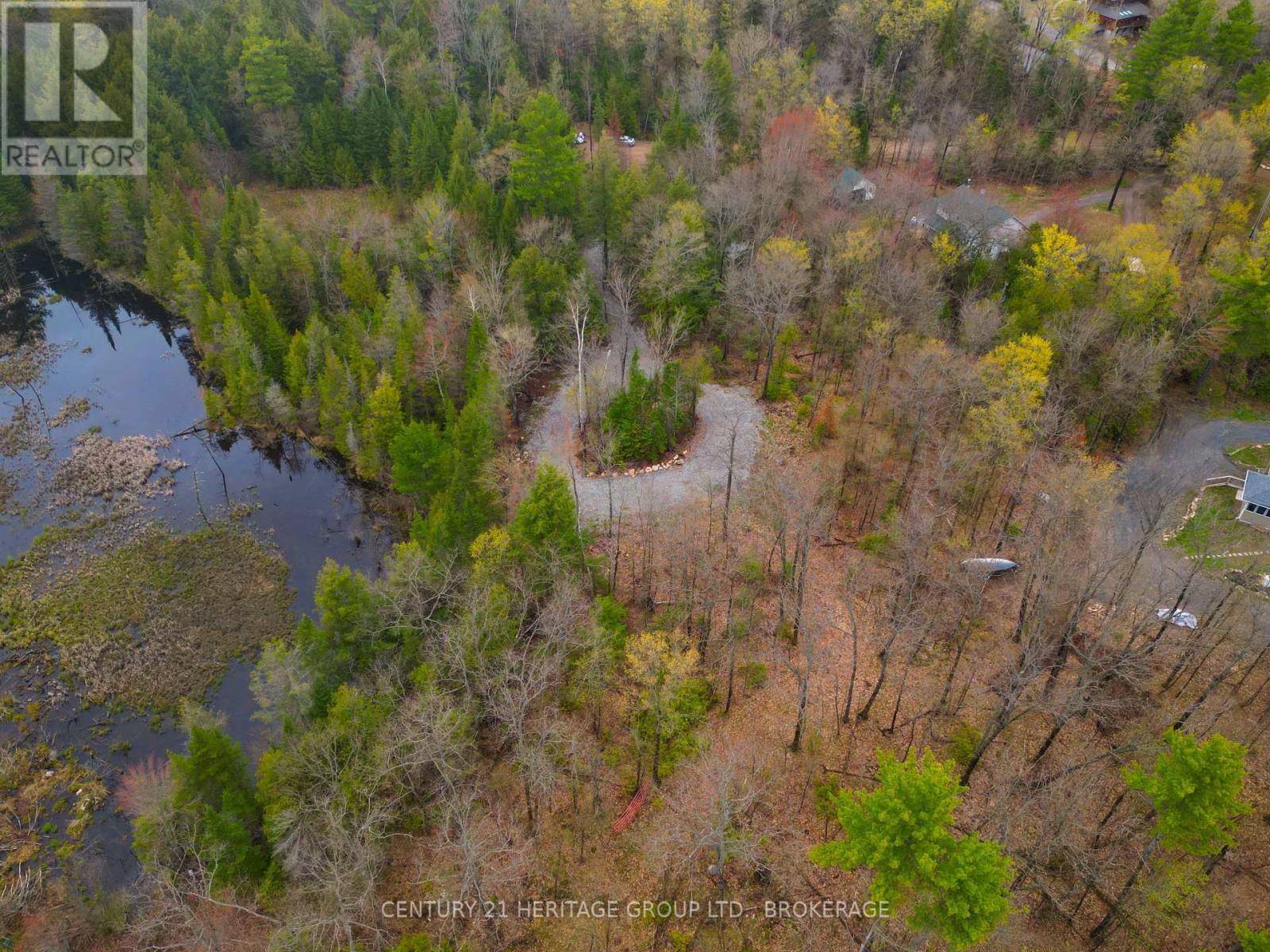 35 Maple View Court — photo 17