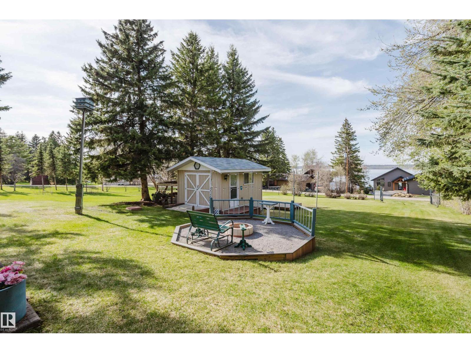 #49 52515 RGE ROAD 52 - 37