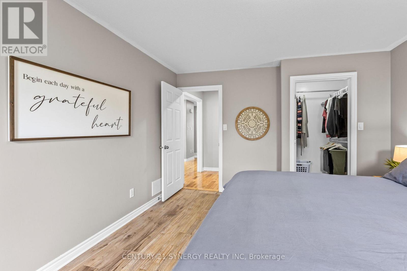 104 TEMPLETON COURT - 23