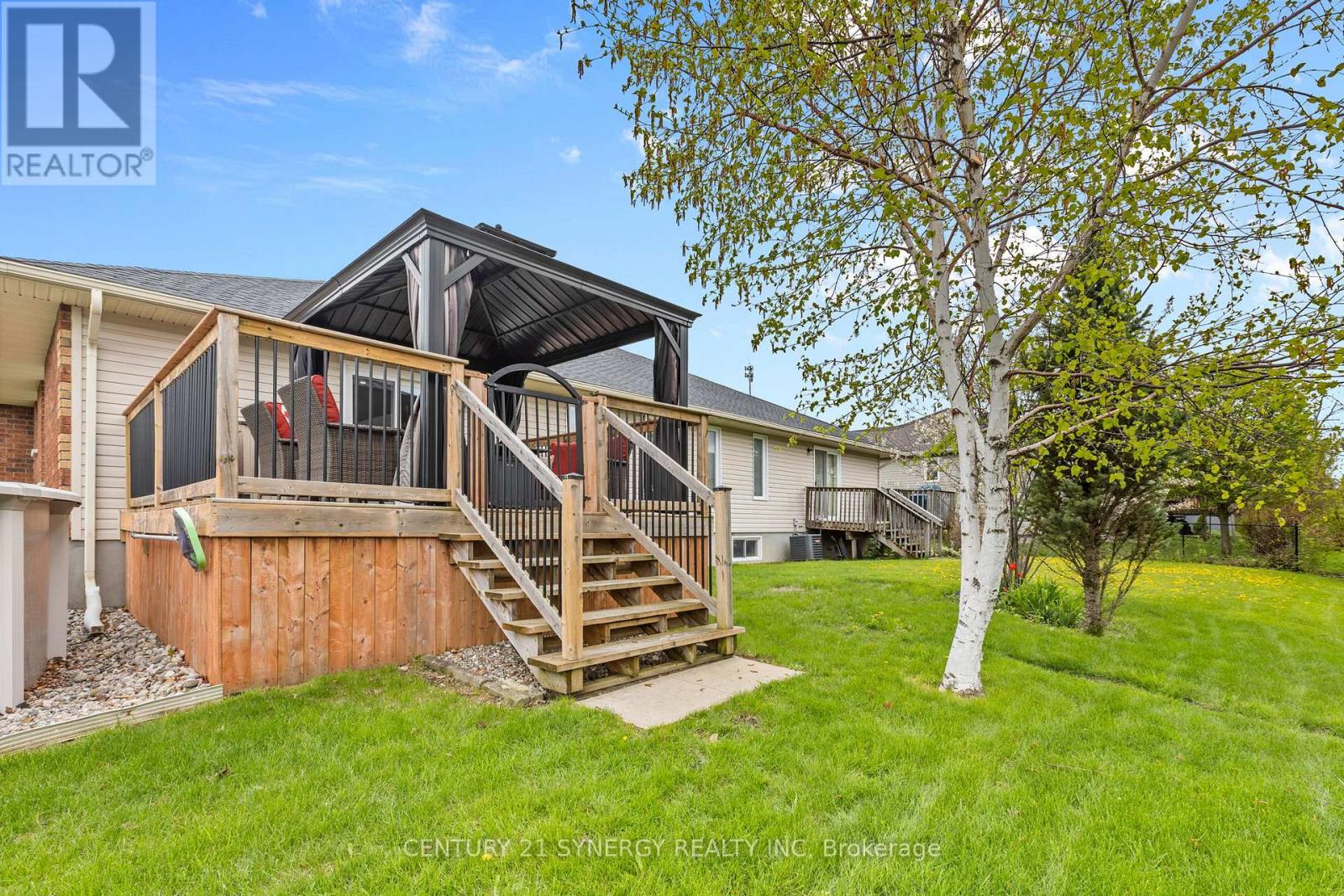 104 TEMPLETON COURT - 38