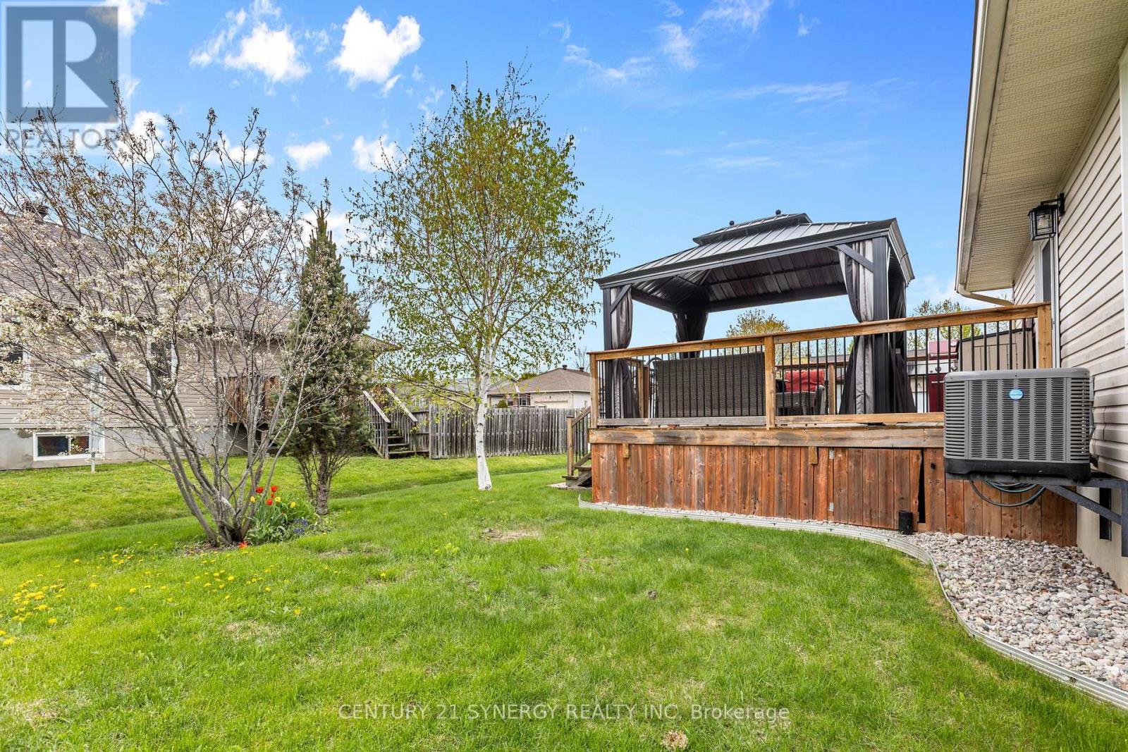 104 TEMPLETON COURT - 39
