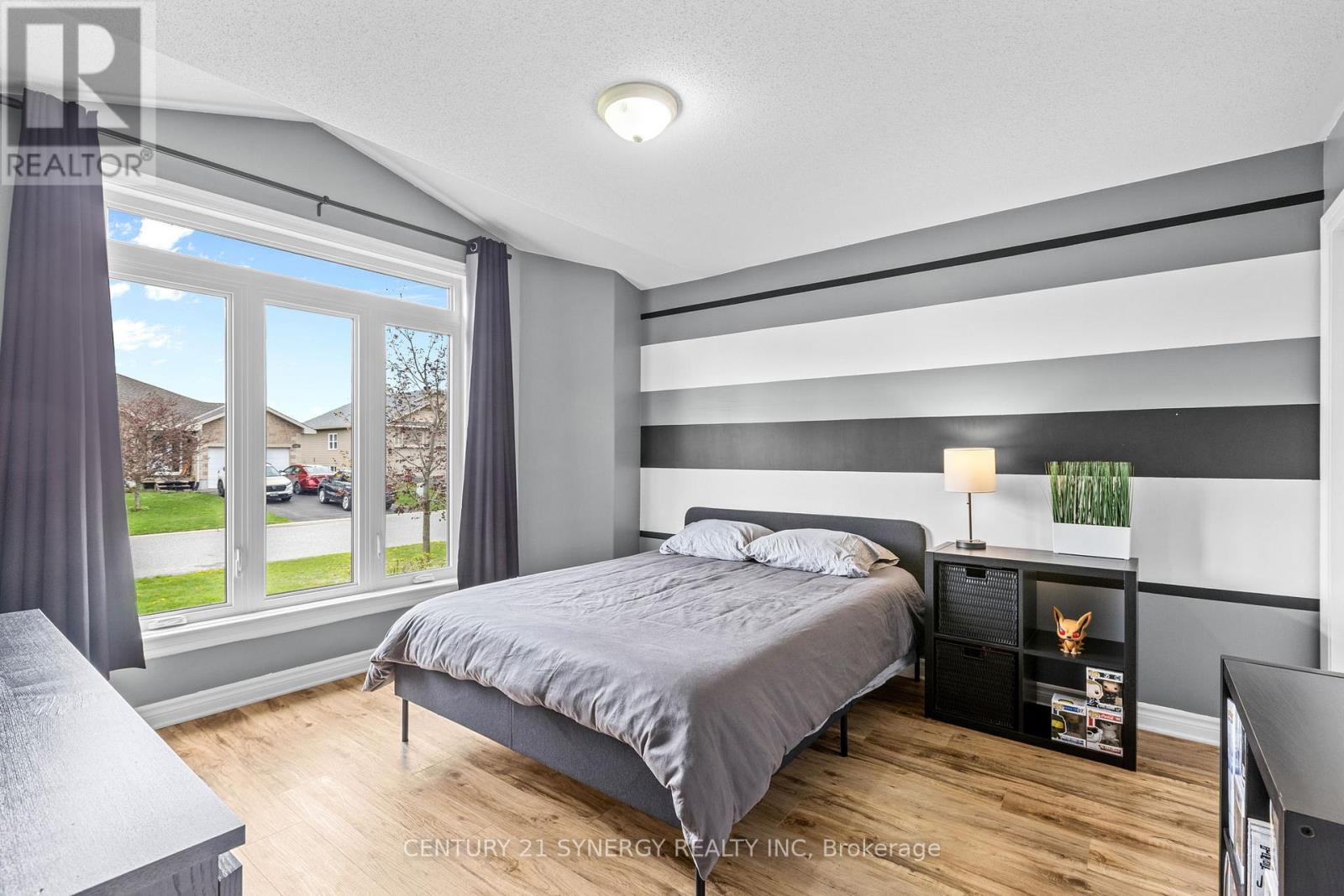 104 TEMPLETON COURT - 9