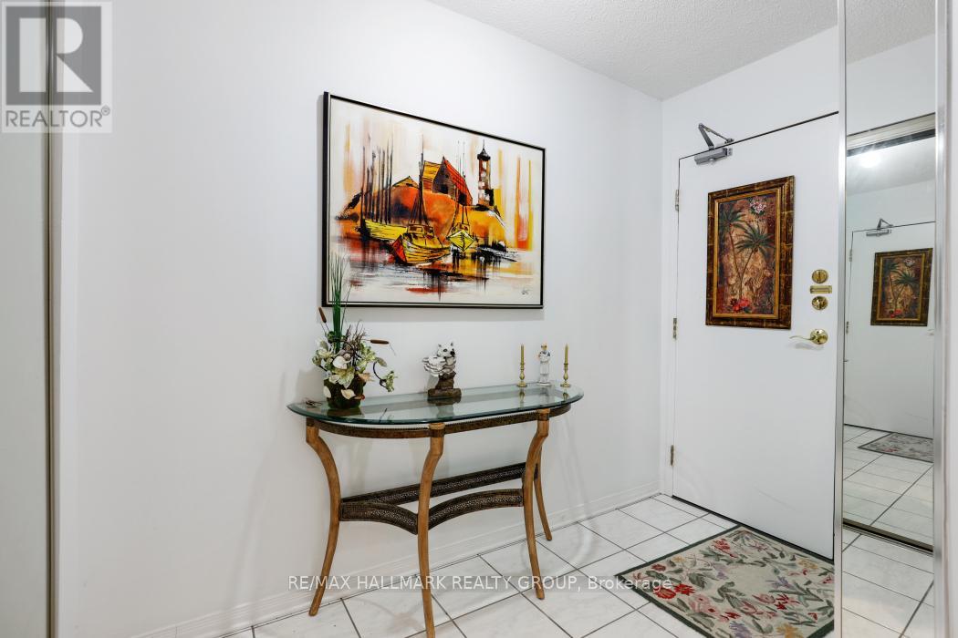 #207 545 ST LAURENT BOULEVARD - 10