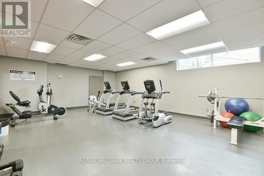 #207 545 ST LAURENT BOULEVARD - 36