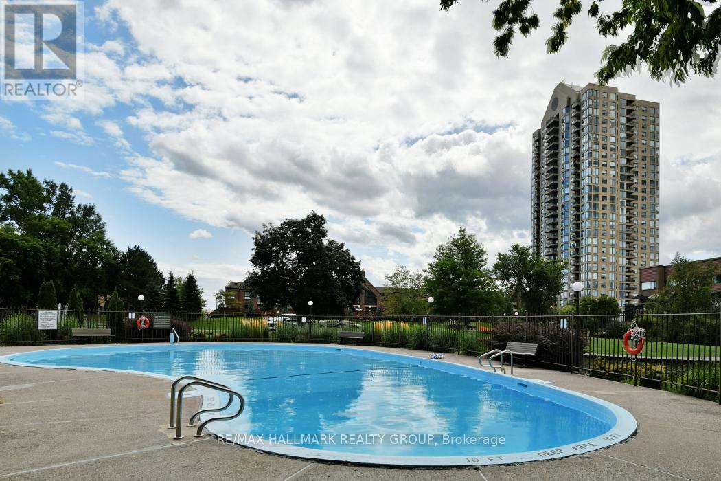 #207 545 ST LAURENT BOULEVARD - 41