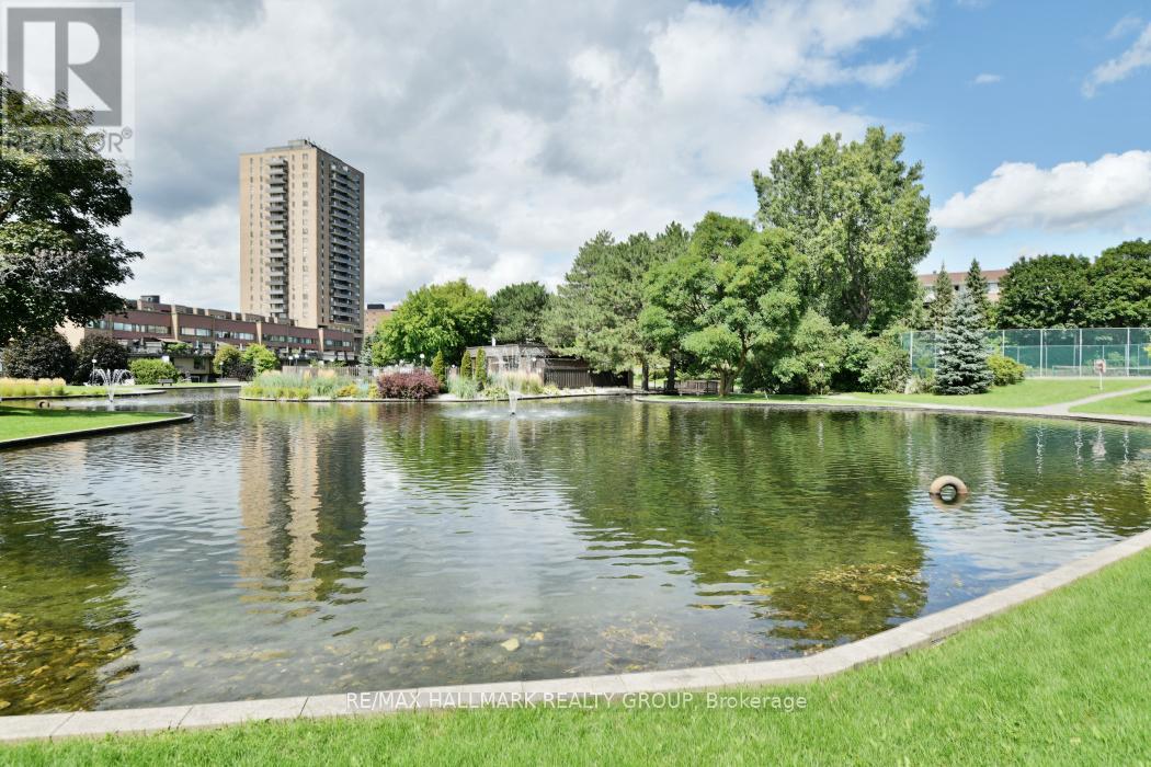 #207 545 ST LAURENT BOULEVARD - 42