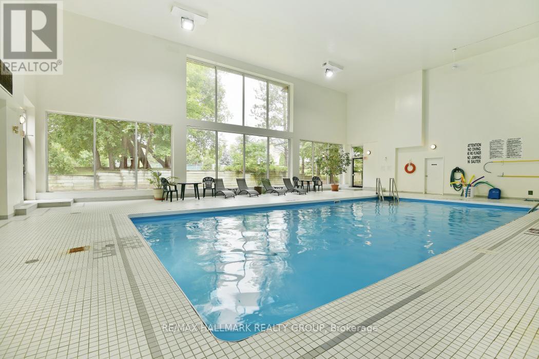 #207 545 ST LAURENT BOULEVARD - 43
