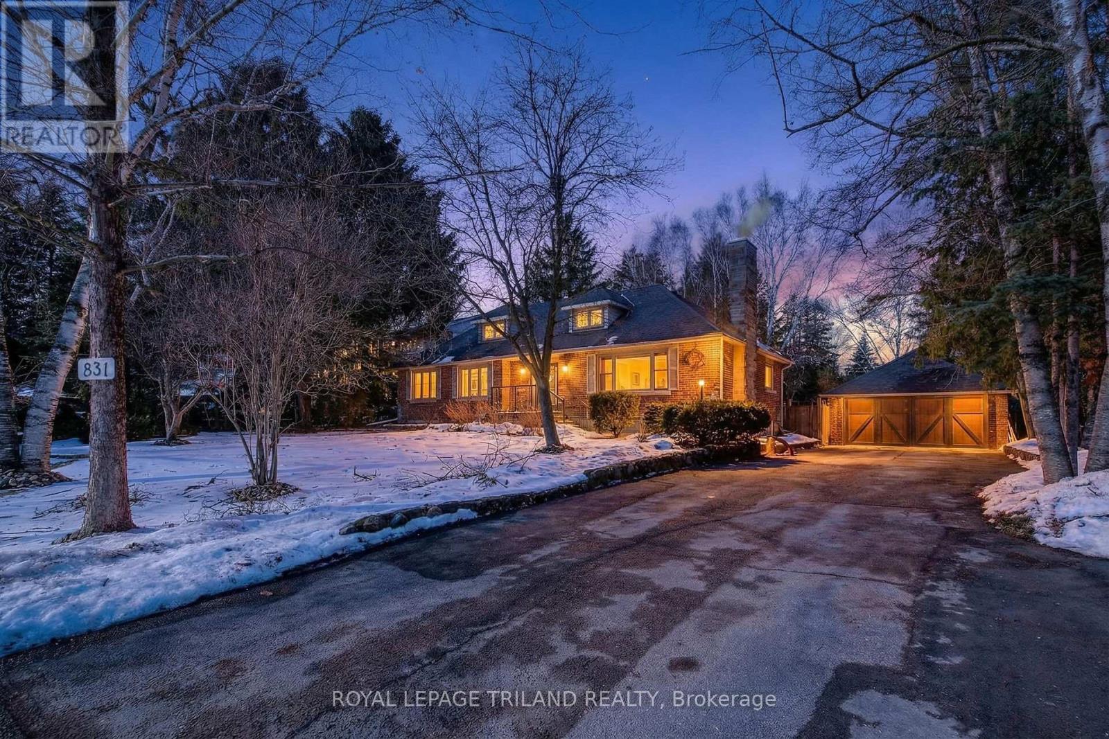 831 RIVERSIDE DRIVE - Image 2