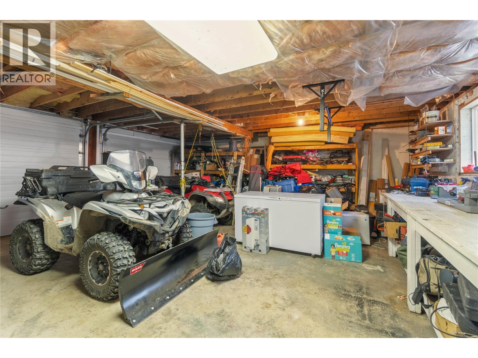 222 THRISSEL Place - 38