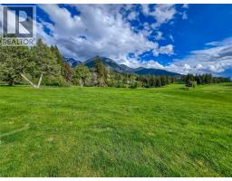 5060 Hot Springs Road, Fairmont Hot Springs, BC V0B1L1 Photo 12