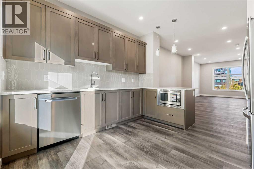 153 Mahogany Gardens SE - 4