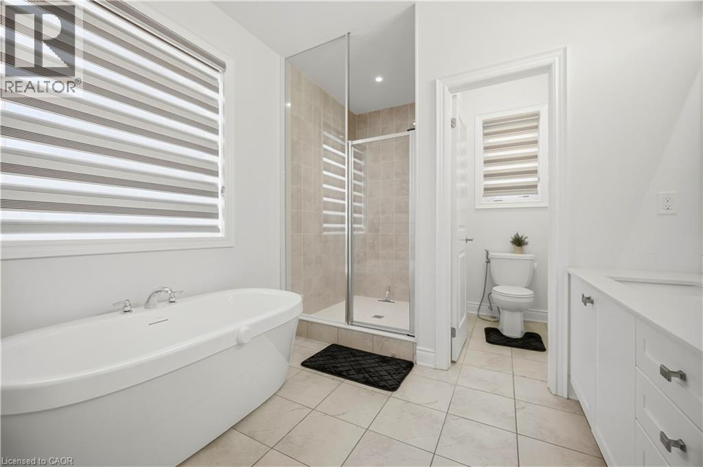 18 TWEEDHILL Avenue, Peel, Ontario, L7C4K5 — Photo 13