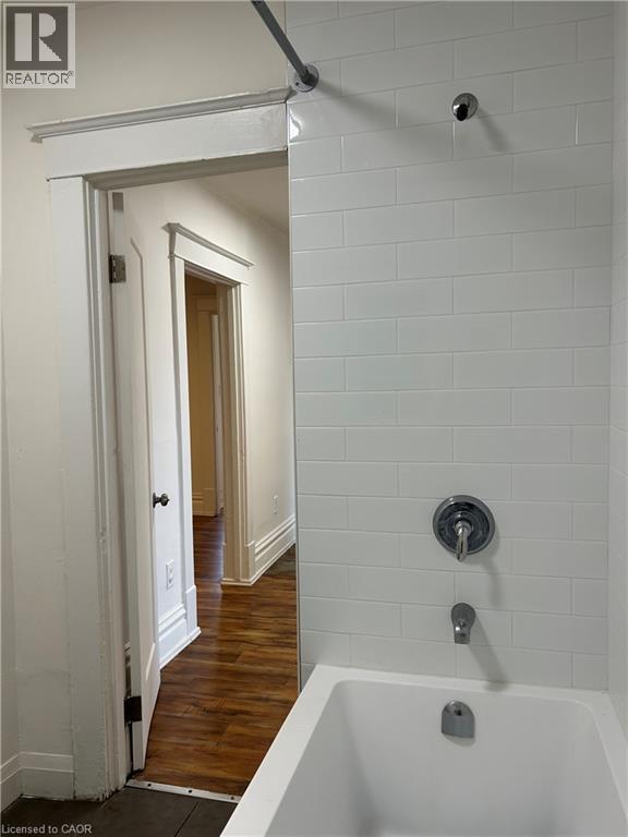 3 BALMORAL Avenue S Unit# 2, Hamilton, Ontario, L8M3J7 — Photo 22