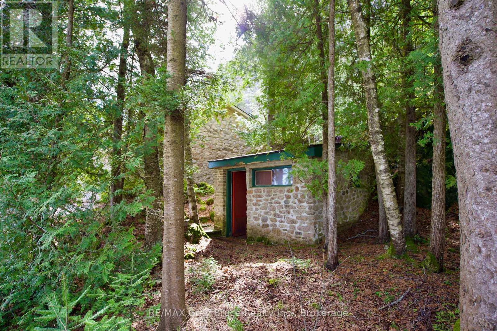130 SOUTH SHORE ROAD - Image 31
