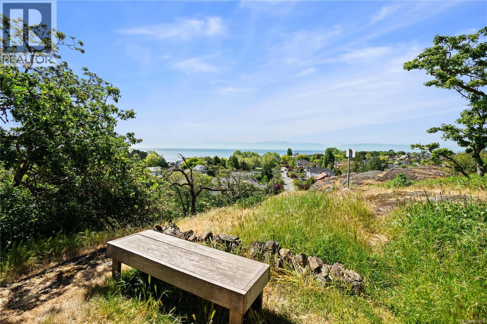 #406 1433 Faircliff Lane - 34