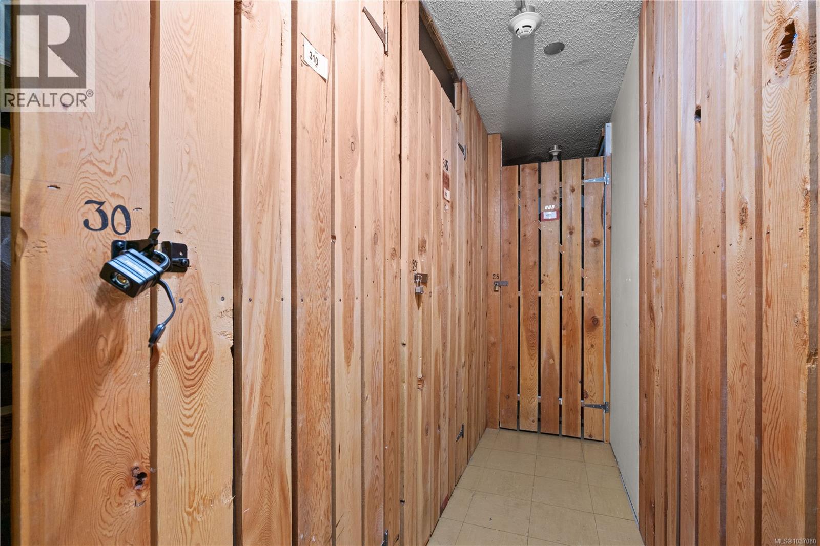 #406 1433 Faircliff Lane - 50