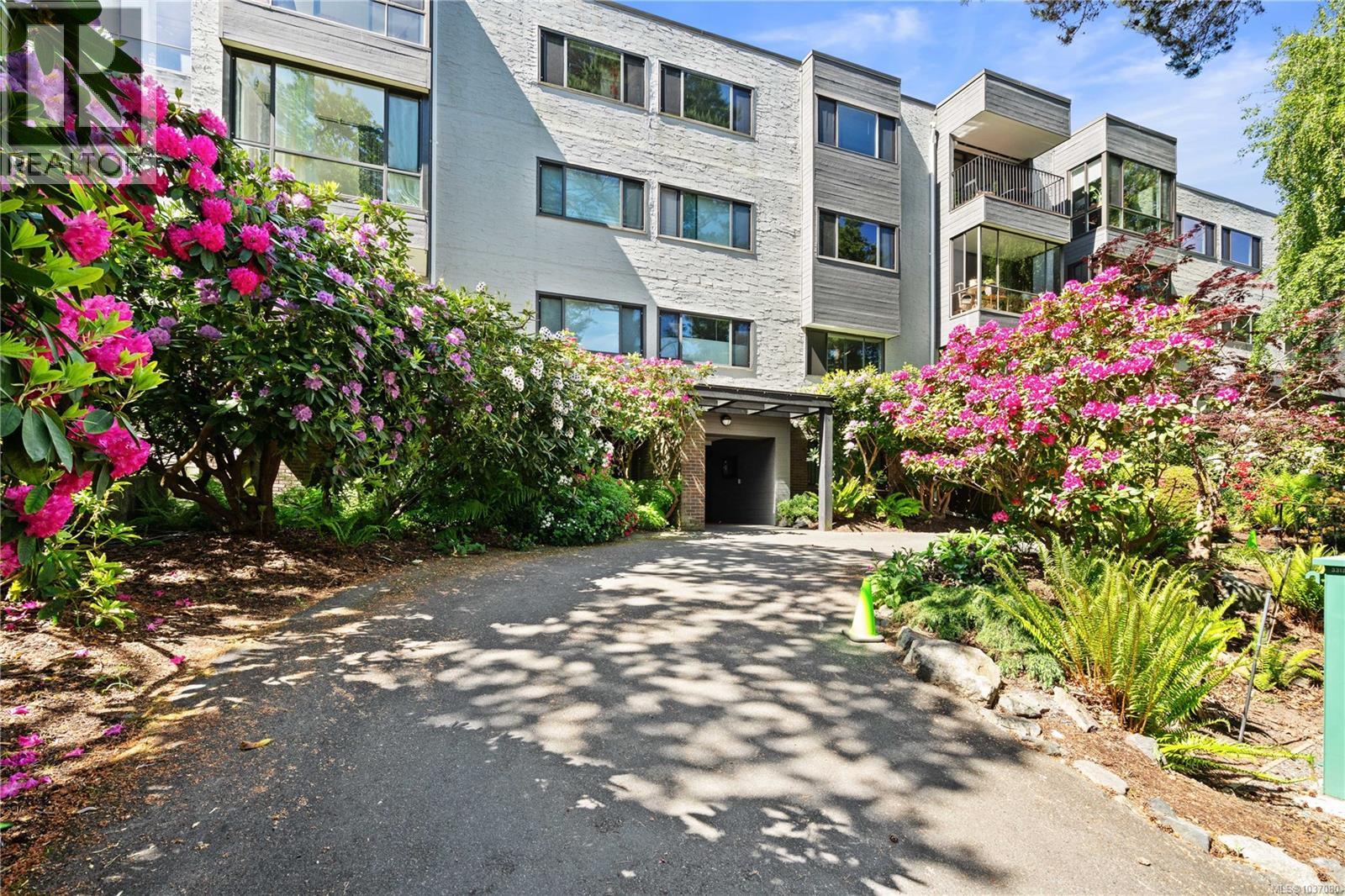 #406 1433 Faircliff Lane - 58
