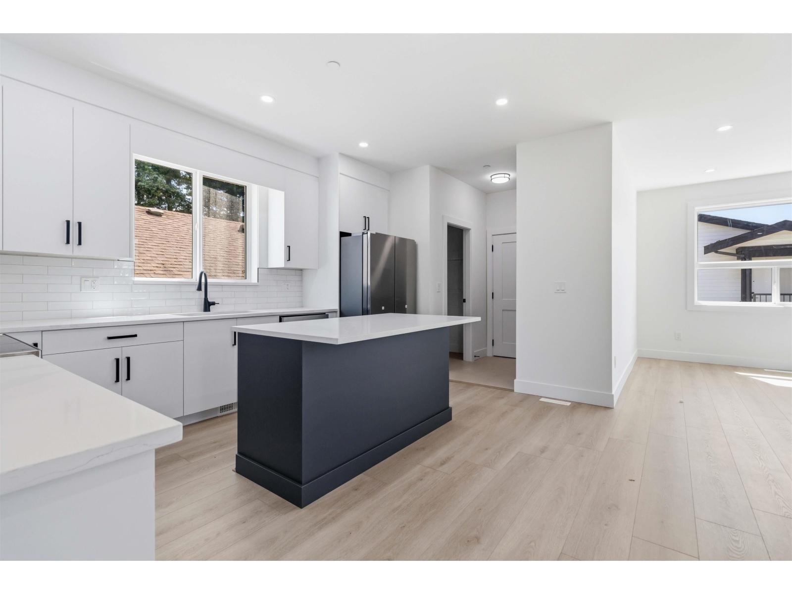 32866 3RD AVENUE, Mission