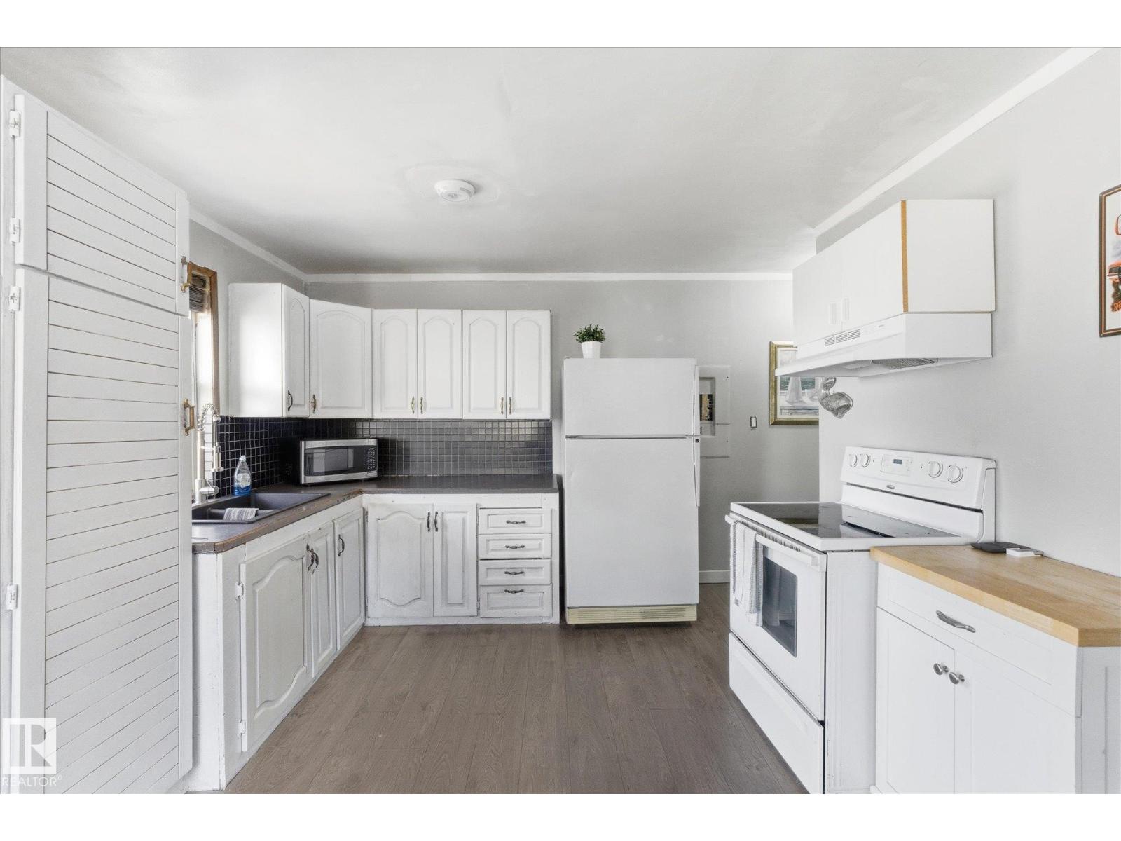 4812 59 ST - 6
