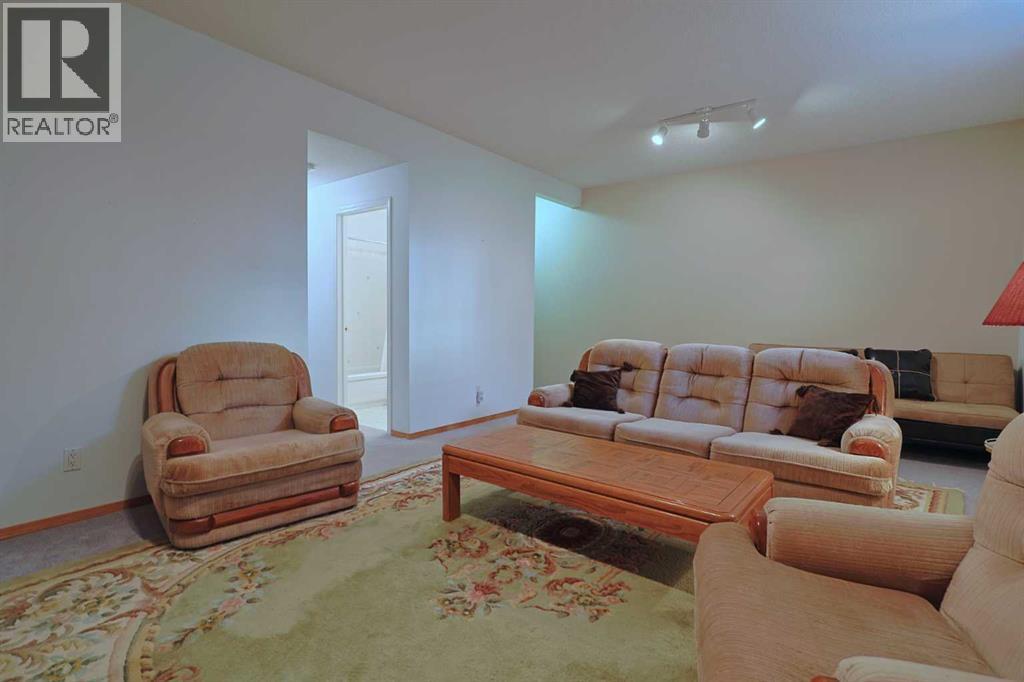 13 Scimitar Heath NW - 25