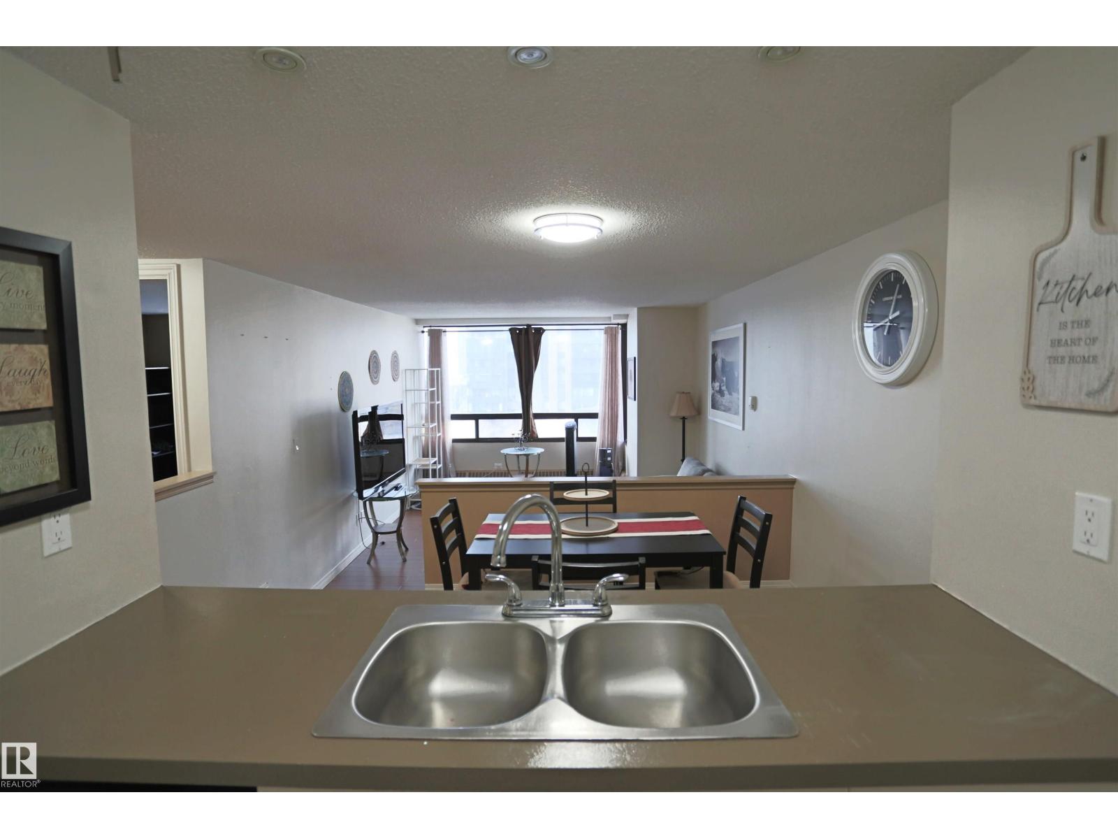 #804 10160 114 ST NW - 9