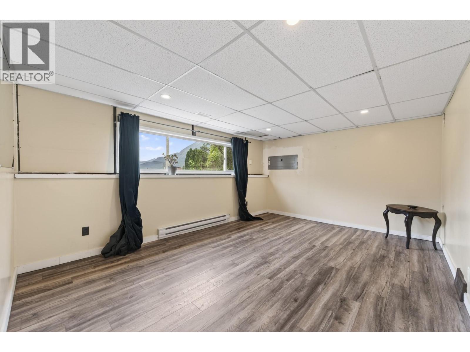 355 PINE Street - 28