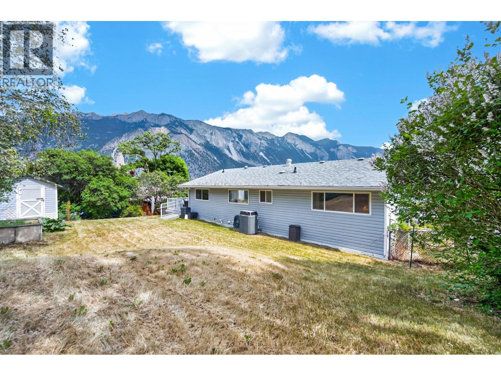 355 PINE Street - 46