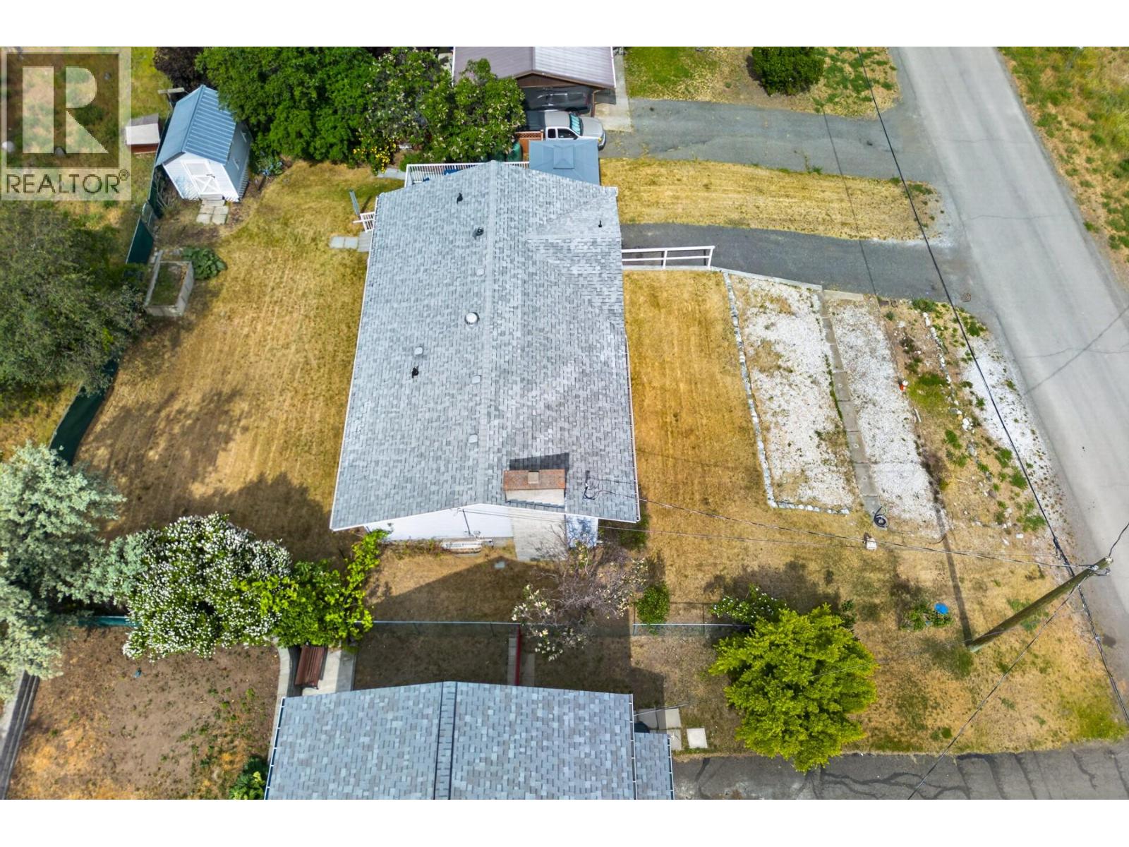 355 PINE Street, Lillooet