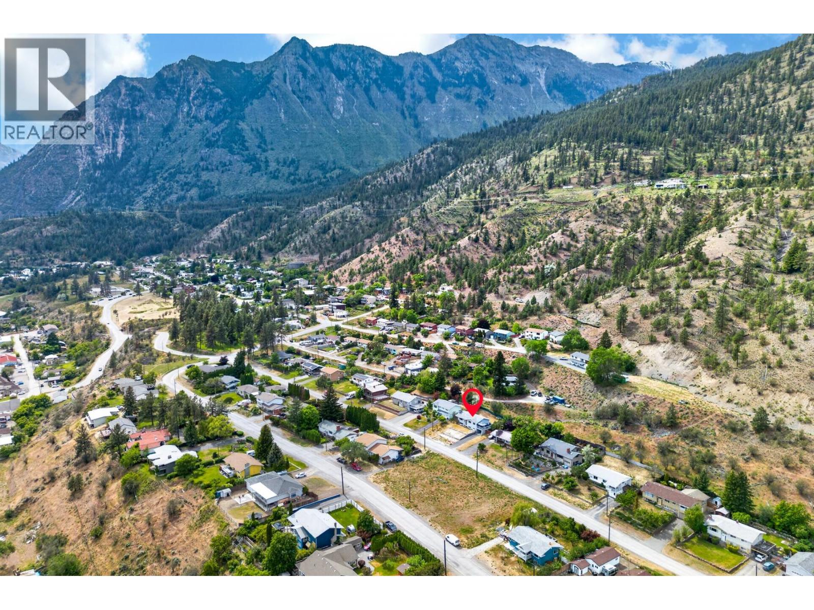 355 PINE Street, Lillooet