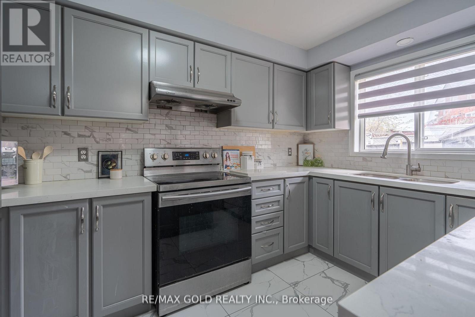 104 SUNNY MEADOW BOULEVARD - 16