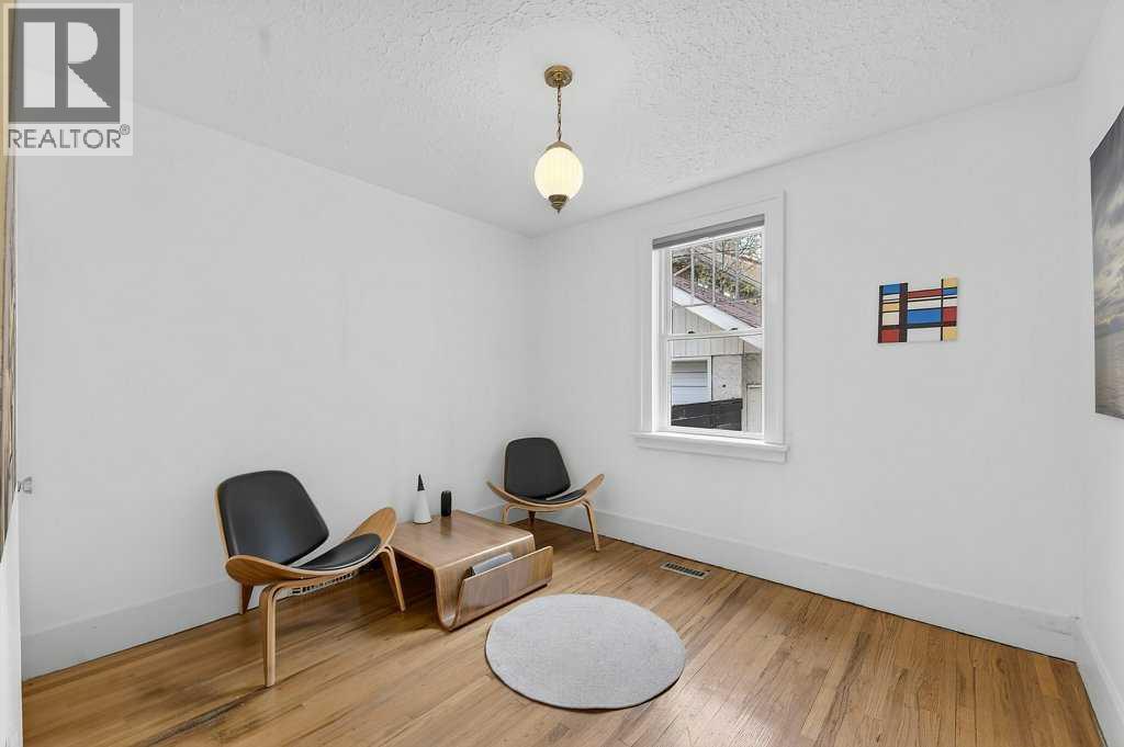 924 7A Street NW - 19