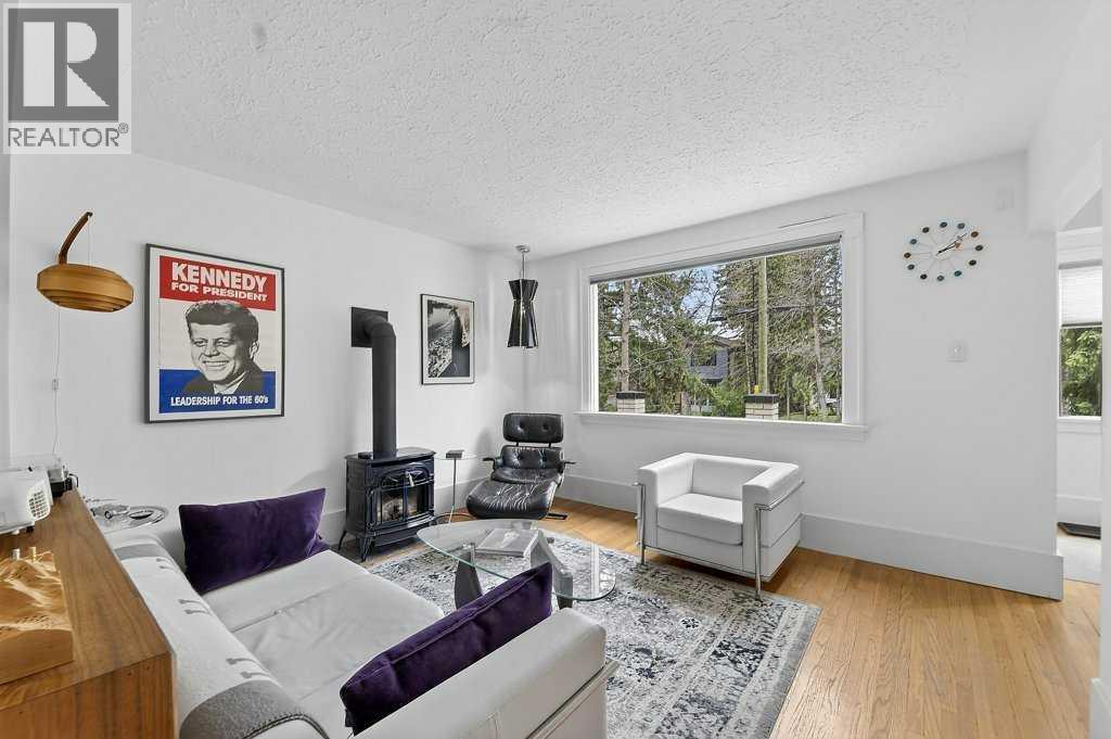924 7A Street NW - 7