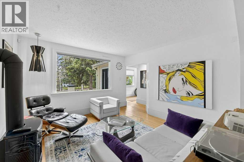 924 7A Street NW - 8