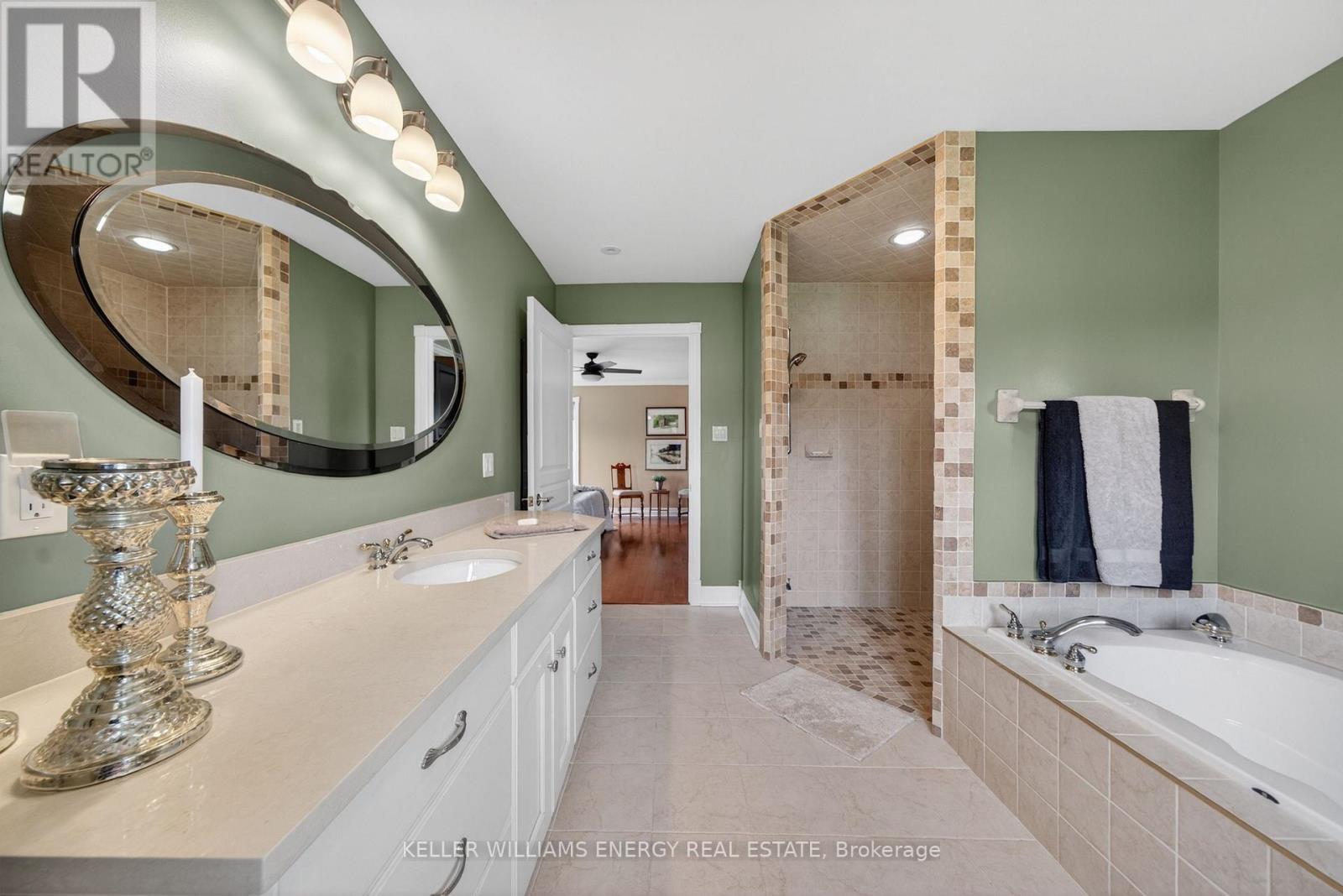 160 MCKINLEY CROSSROAD CROSS - 27