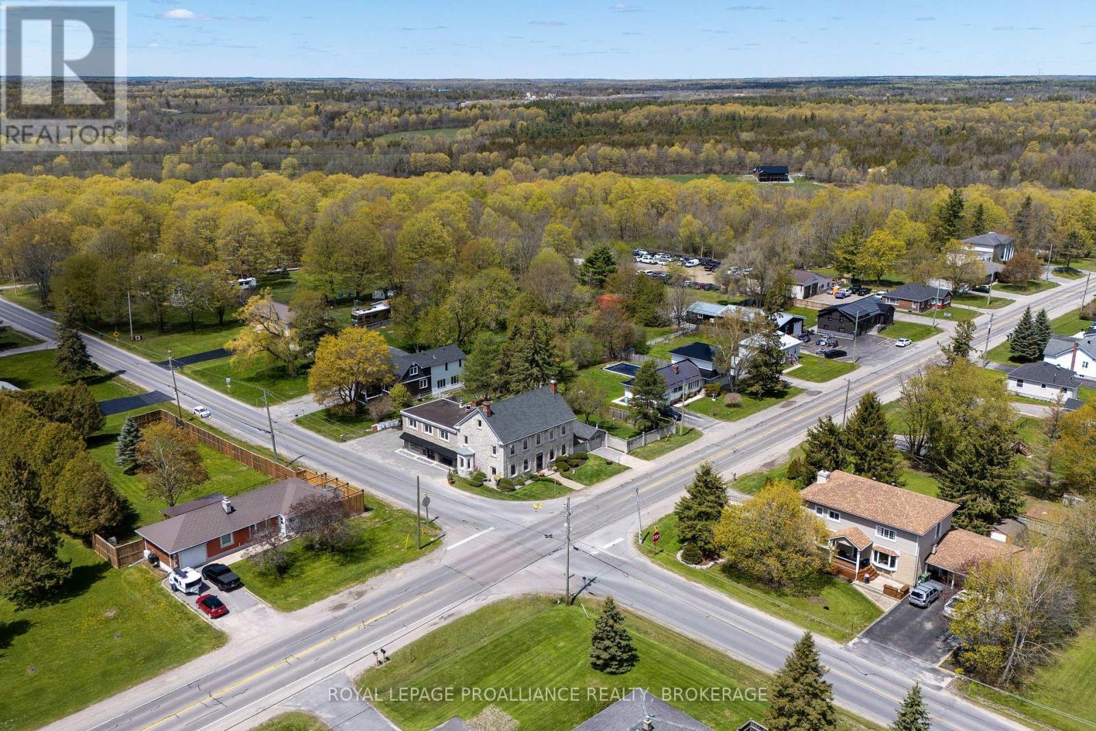 1863 SYDENHAM ROAD - 5