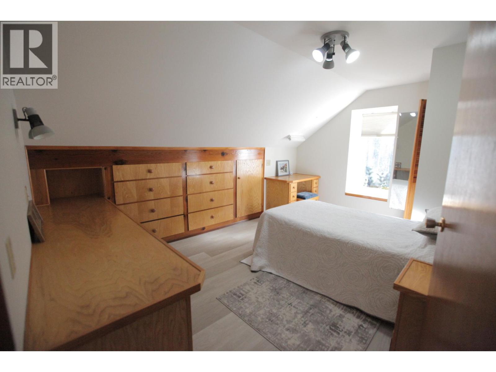 6302 MARSDEN Road - 54