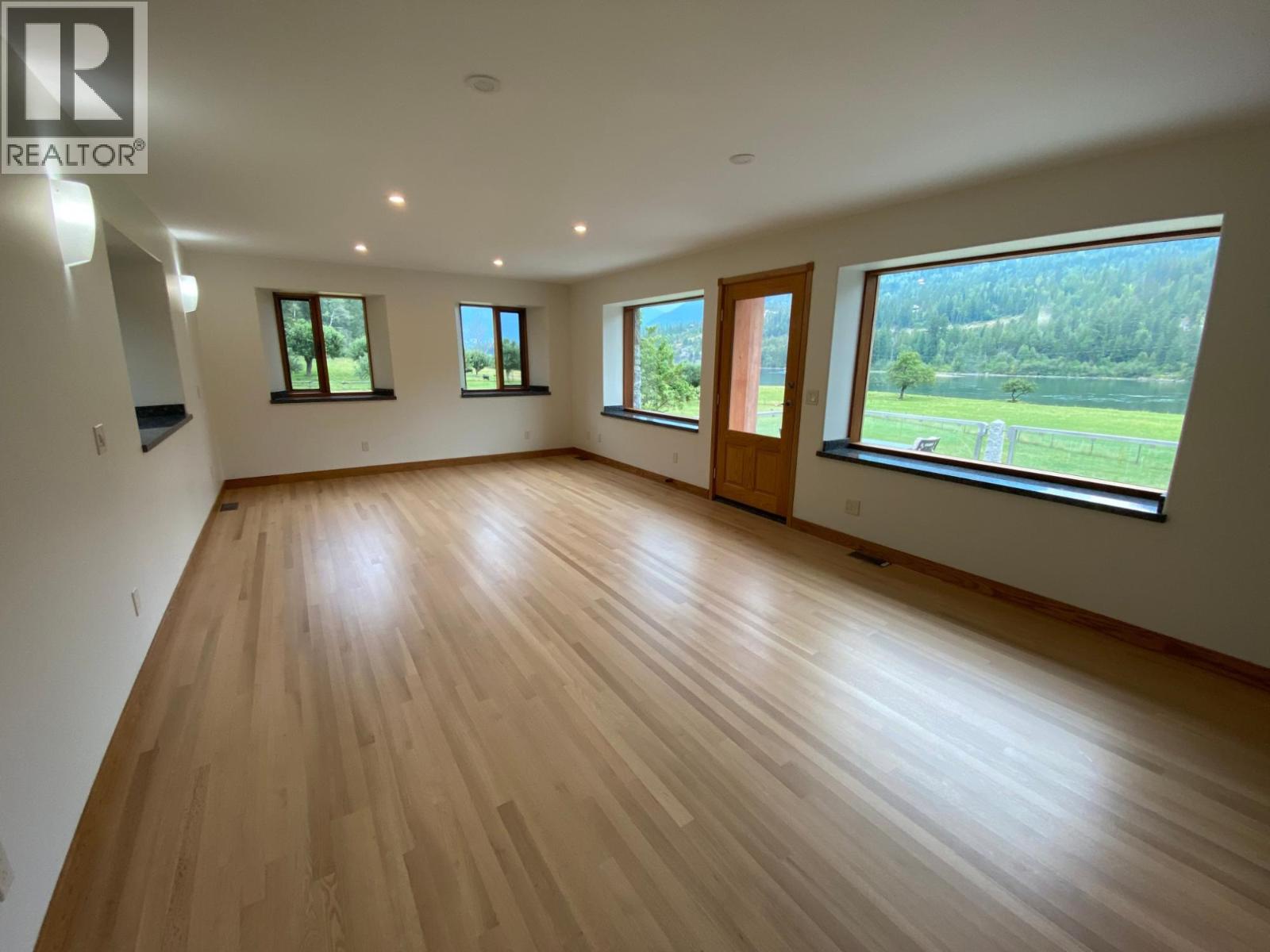 6302 MARSDEN Road - 47